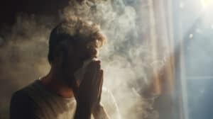 שאיפת עשן וכוויות